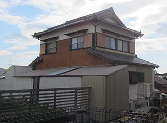 愛知県尾張旭市Ｋ様_外壁屋根改修装工事_施工前外観画像4