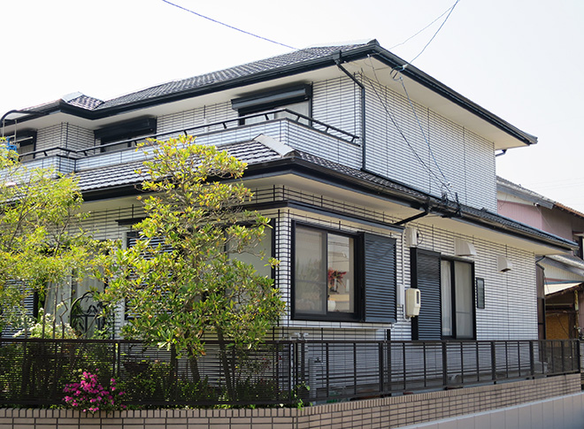 三重県四日市市Ｍ様_外壁（再現工法）屋根塗装工事_施工後全景写真