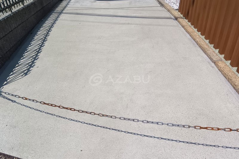 駐車場の土間（高圧洗浄水洗いのみ）